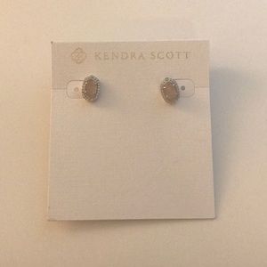 Kendra Scott earrings